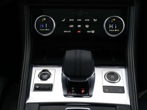 Used 2025 Jaguar F-PACE R-Dynamic S image 23