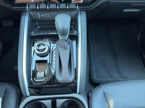 New 2026 Chevrolet Colorado Z71 w/ Technology Package AWD/4WD image 26