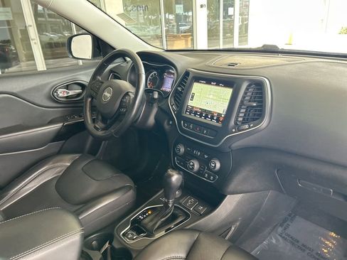 Used 2023 Jeep Cherokee Altitude Lux image 23