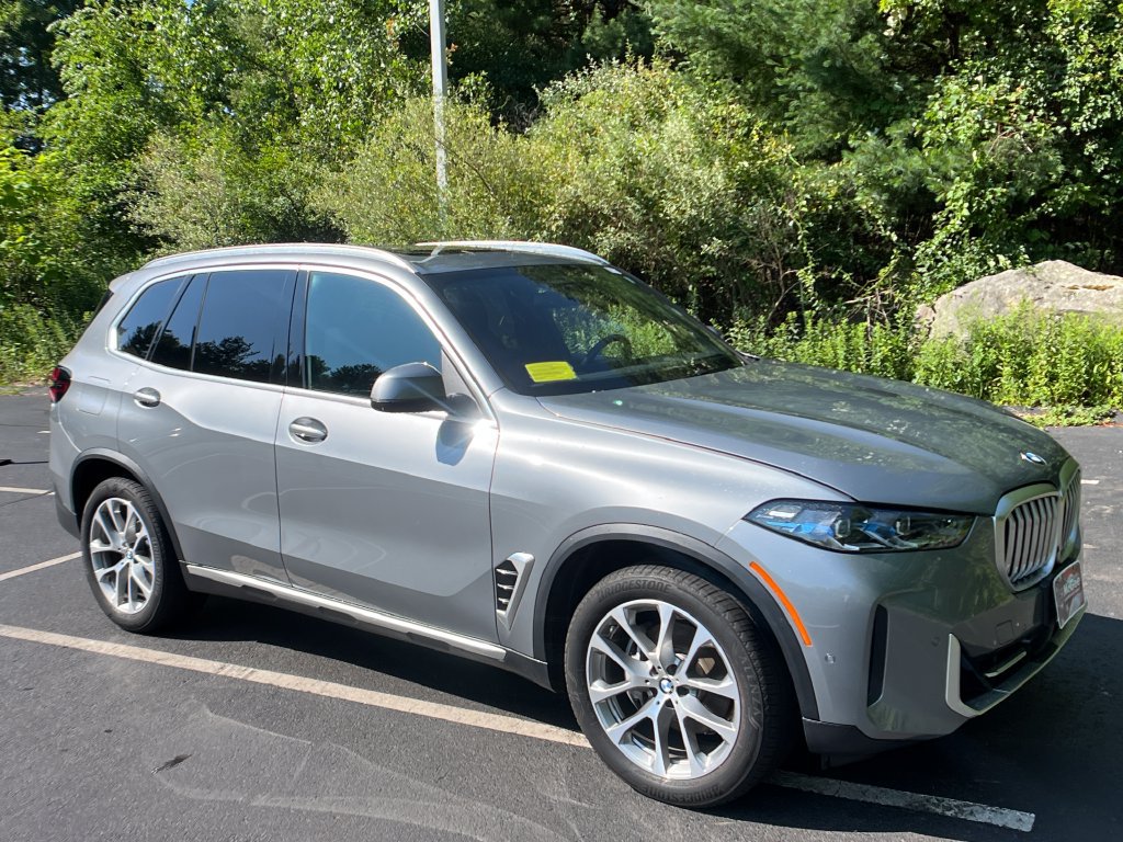Used 2025 BMW X5 xDrive40i w/ Premium Package AWD/4WD image 7