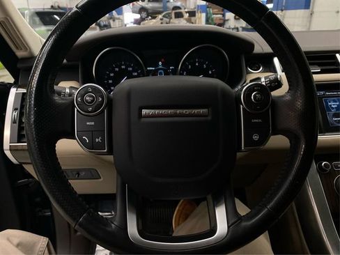 Used 2016 Land Rover Range Rover Sport HSE image 22