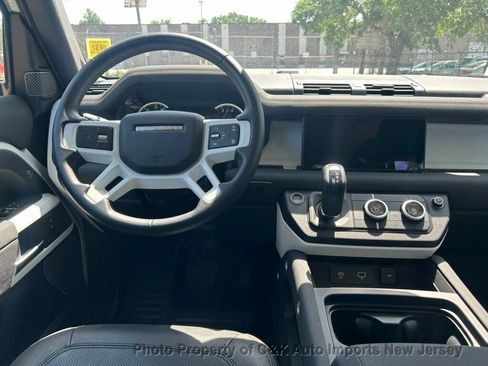 Used 2023 Land Rover Defender 110 SE AWD/4WD image 43