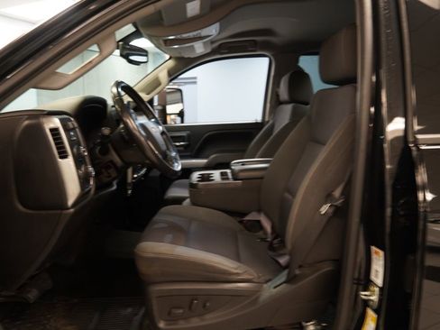 Used 2017 Chevrolet Silverado 2500 LT w/ All Star Edition image 5