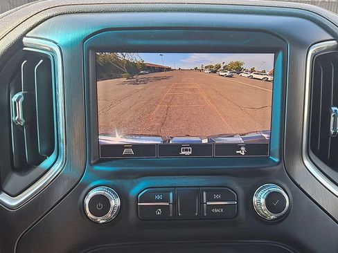 Used 2022 GMC Sierra 1500 AT4 w/ AT4 Preferred Package AWD/4WD image 35