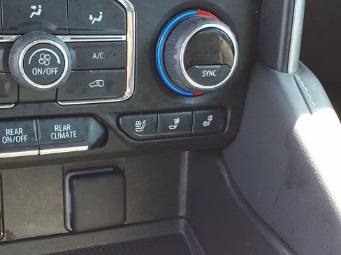 Used 2022 Chevrolet Tahoe Premier w/ Texas Edition AWD/4WD image 27