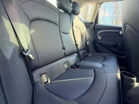 Used 2022 MINI Cooper 4-Door Hardtop FWD image 13