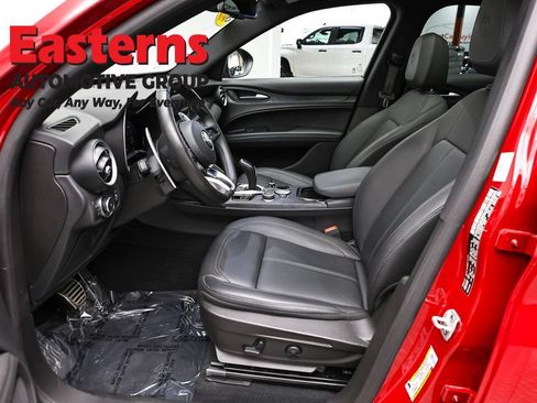 Used 2024 Alfa Romeo Stelvio Sprint AWD/4WD image 14