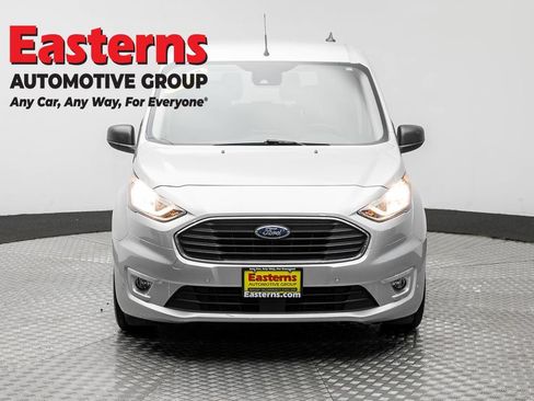 Used 2021 Ford Transit Connect XLT FWD image 2
