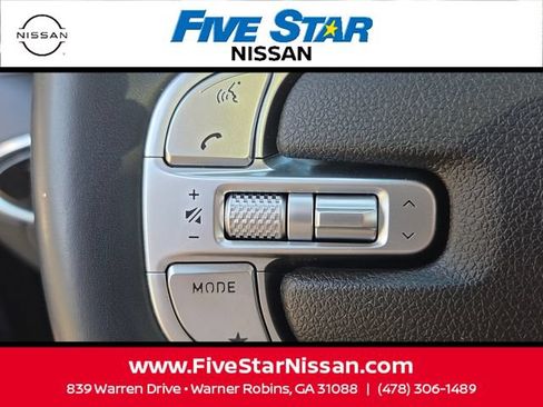 Used 2022 Genesis GV70 2.5T w/ Select Package AWD/4WD image 28