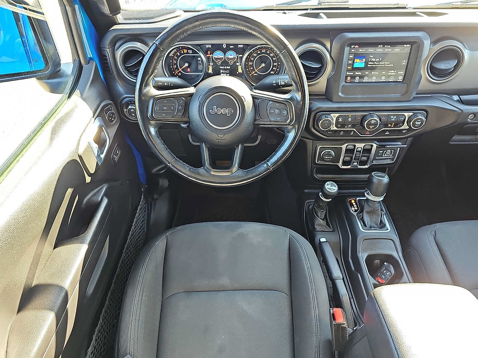 Used 2021 Jeep Gladiator Sport AWD/4WD image 11