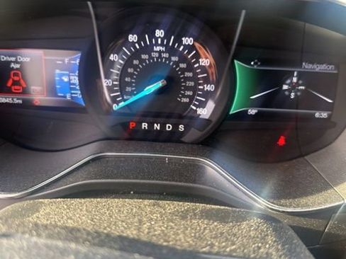 Used 2017 Ford Fusion Titanium image 12