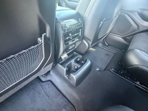 New 2025 Jeep Grand Cherokee L Altitude image 25