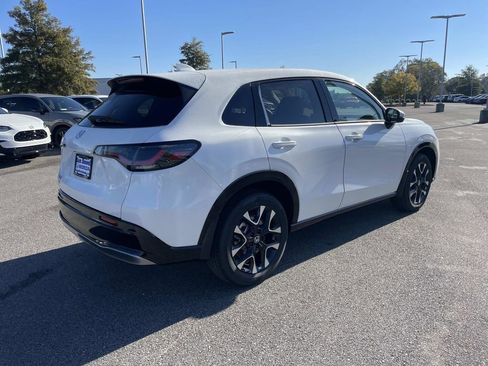 New 2026 Honda HR-V EX-L image 3