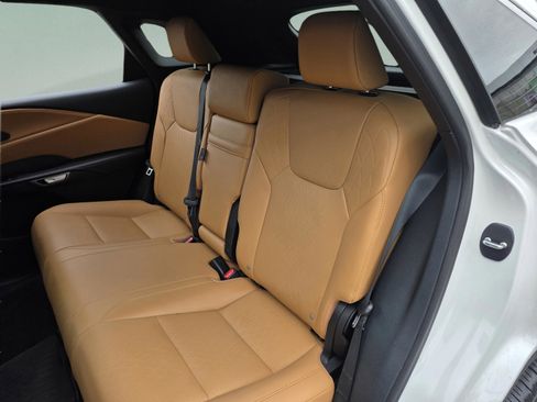 Used 2024 Lexus RX 350 AWD image 9