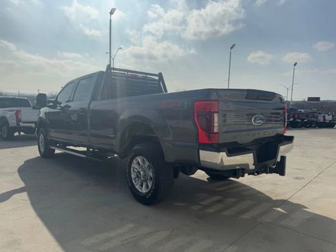 Used 2018 Ford F350 XLT w/ FX4 Off-Road Package image 3