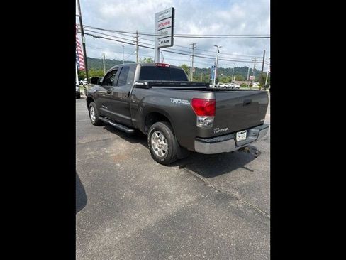 Used 2007 Toyota Tundra SR5 w/ TRD Off-Road Pkg AWD/4WD image 7