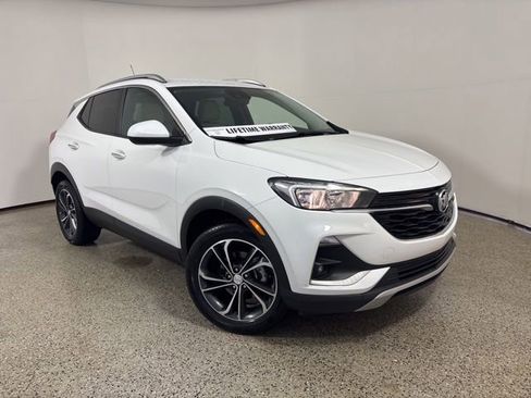 Used 2023 Buick Encore GX Select FWD image 2