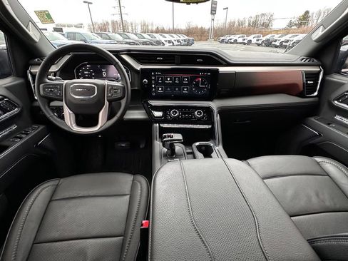 Certified 2025 GMC Sierra 1500 Denali w/ Denali Reserve Package AWD/4WD image 26