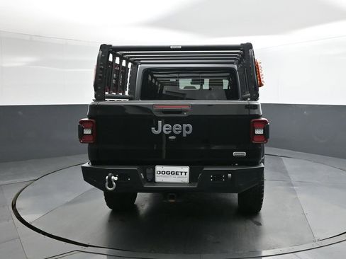 Used 2020 Jeep Gladiator Overland image 8