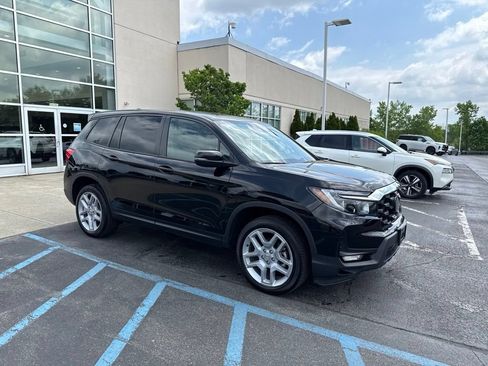 Used 2024 Honda Passport EX-L image 4