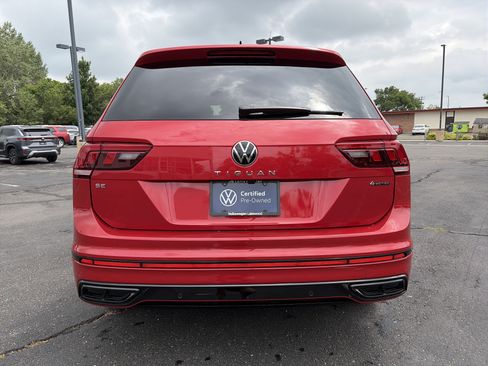 Certified 2024 Volkswagen Tiguan SE R-Line AWD/4WD image 7