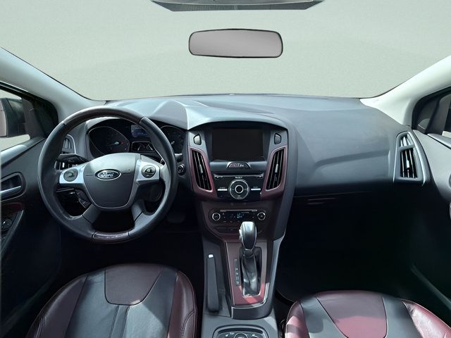 Used 2014 Ford Focus Titanium FWD image 14