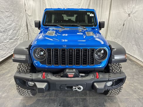 Certified 2025 Jeep Wrangler Unlimited Rubicon w/ Safety Group AWD/4WD image 7