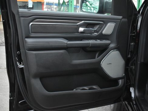 New 2026 RAM 1500 Laramie AWD/4WD image 13