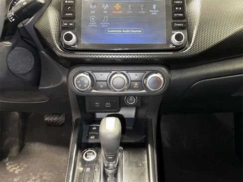 Used 2023 Nissan Kicks SV image 21