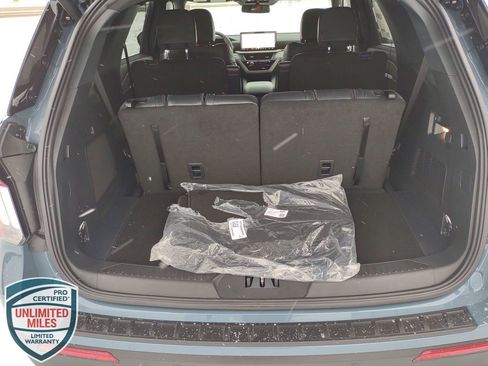 New 2026 Ford Explorer ST-Line w/ ST-Line Street Pack image 23