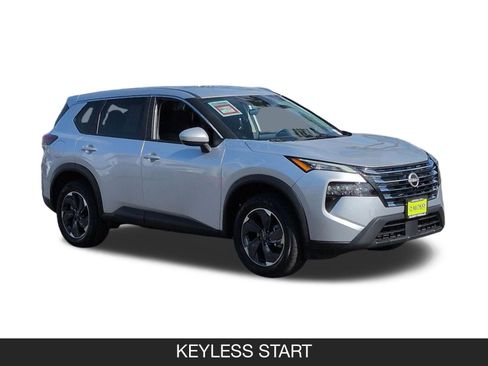 Certified 2025 Nissan Rogue SV image 2