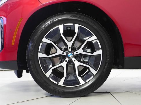 Used 2025 BMW X3 xDrive30 w/ Convenience Package AWD/4WD image 5