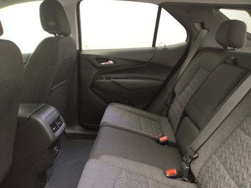 Used 2022 Chevrolet Equinox LT image 18