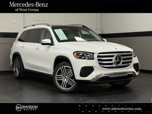Used 2024 Mercedes-Benz GLS 450 4MATIC image 1
