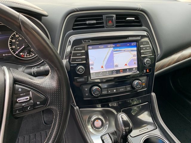 Used 2016 Nissan Maxima Platinum w/ Interior Lighting Package FWD image 31