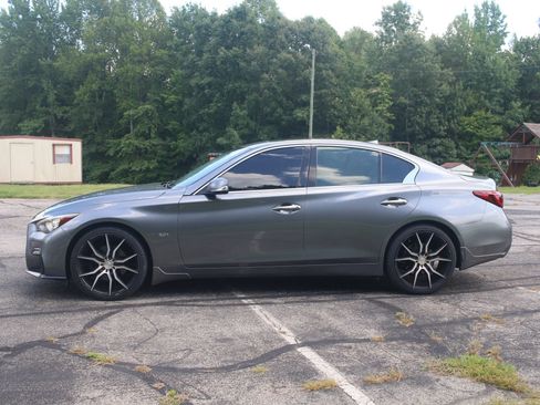Used 2018 INFINITI Q50 Sport AWD/4WD image 5