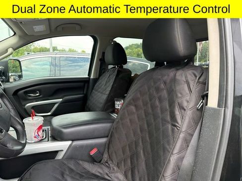 Used 2017 Nissan Titan SV AWD/4WD image 11