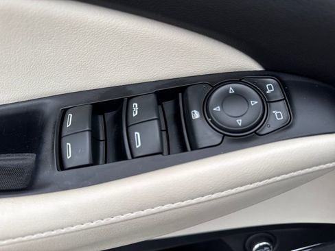 Used 2024 Buick Enclave Essence w/ Experience Buick Package image 23