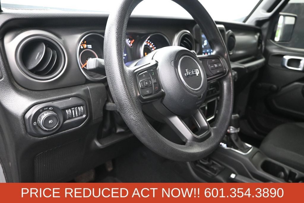 Used 2022 Jeep Wrangler Unlimited Sport AWD/4WD image 12