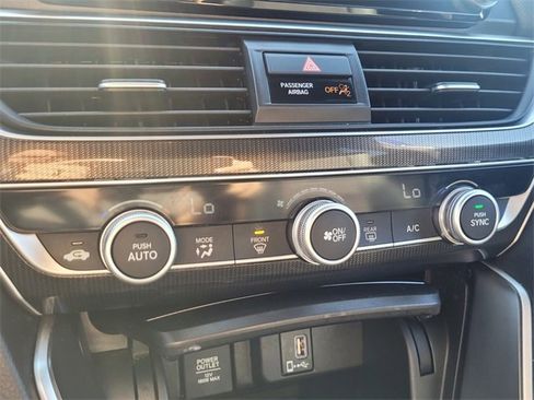 Used 2018 Honda Accord Sport image 20