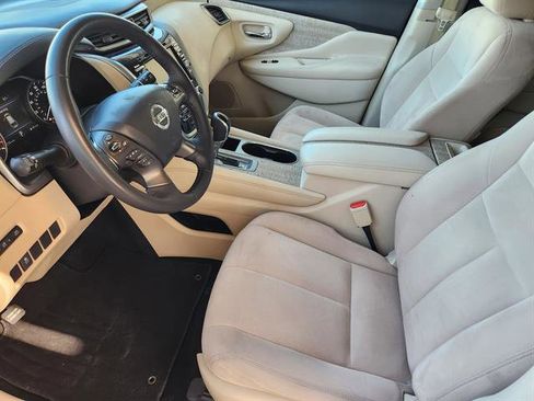 Used 2019 Nissan Murano SV image 10