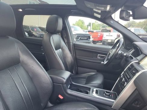 Used 2018 Land Rover Discovery Sport HSE AWD/4WD image 16
