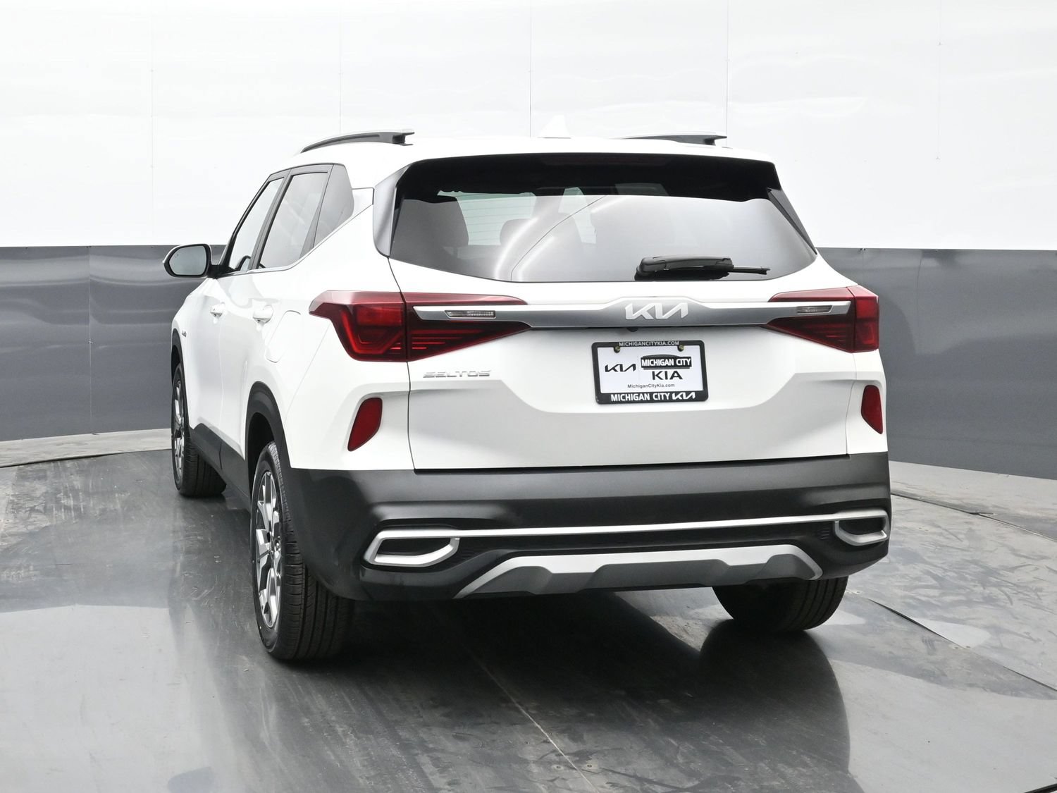 Used 2022 Kia Seltos EX AWD/4WD image 7