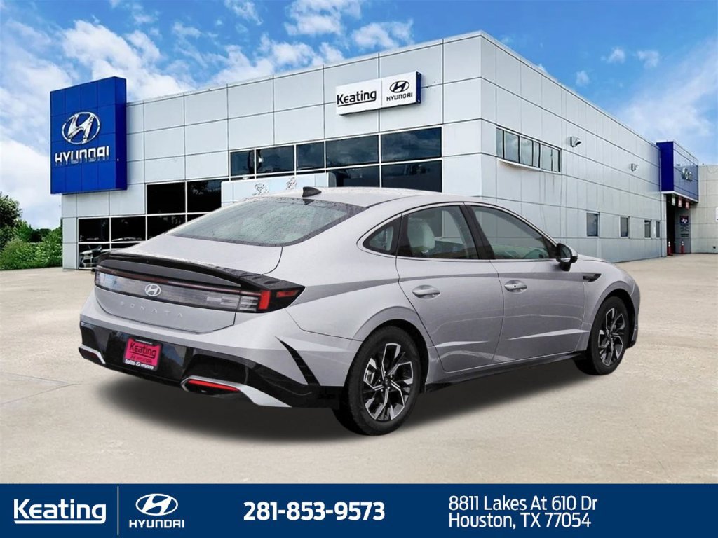 Certified 2025 Hyundai Sonata SEL FWD image 5