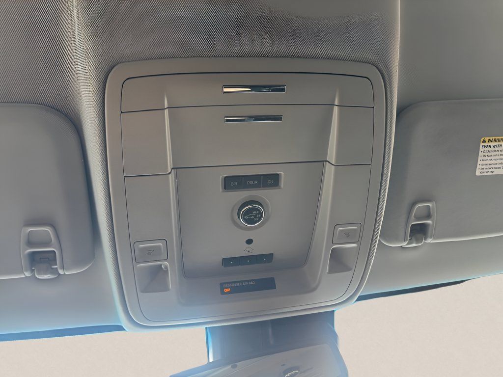 Used 2019 Chevrolet Tahoe Premier RWD image 32