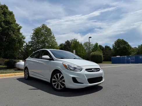 Used 2017 Hyundai Accent Value Edition FWD image 2