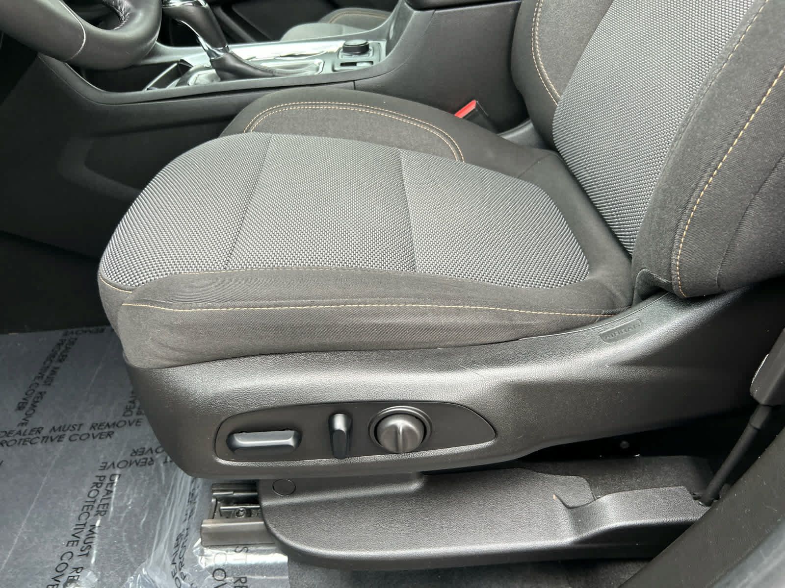 Used 2018 Chevrolet Traverse LT FWD image 11