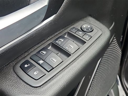 Used 2022 RAM 1500 Big Horn image 31