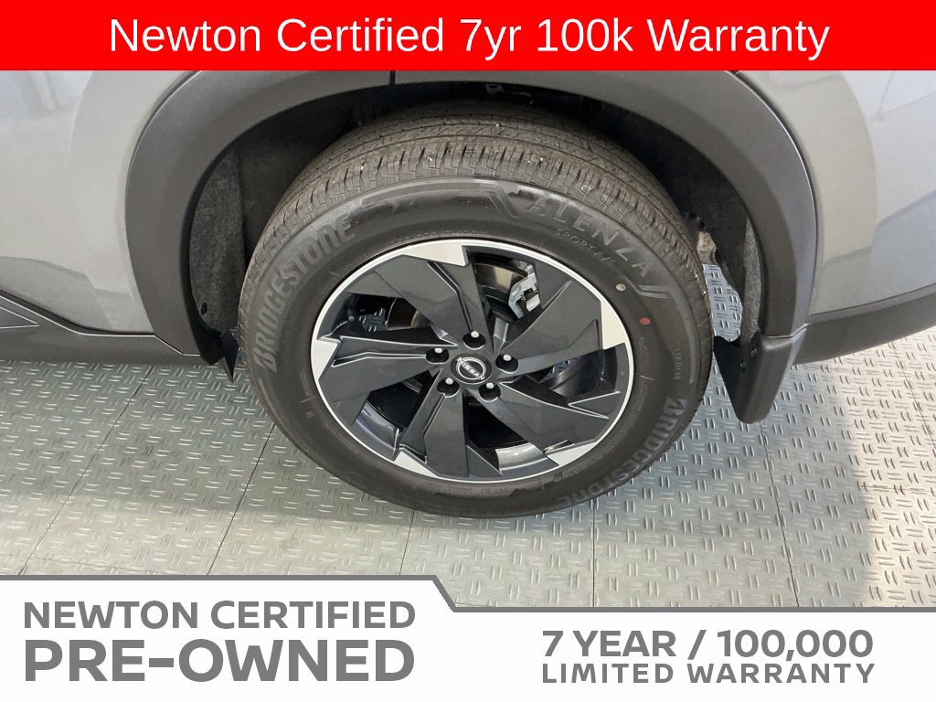 Used 2024 Nissan Rogue SV w/ SV Premium Package FWD image 43