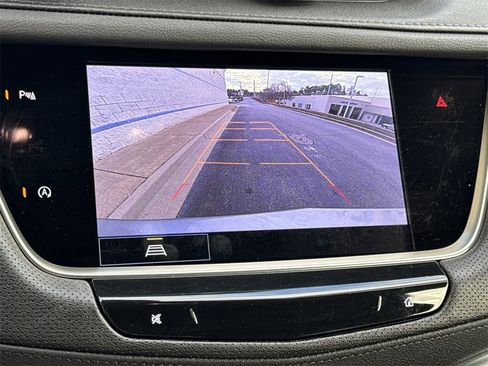 Certified 2025 Cadillac XT5 Premium Luxury image 30